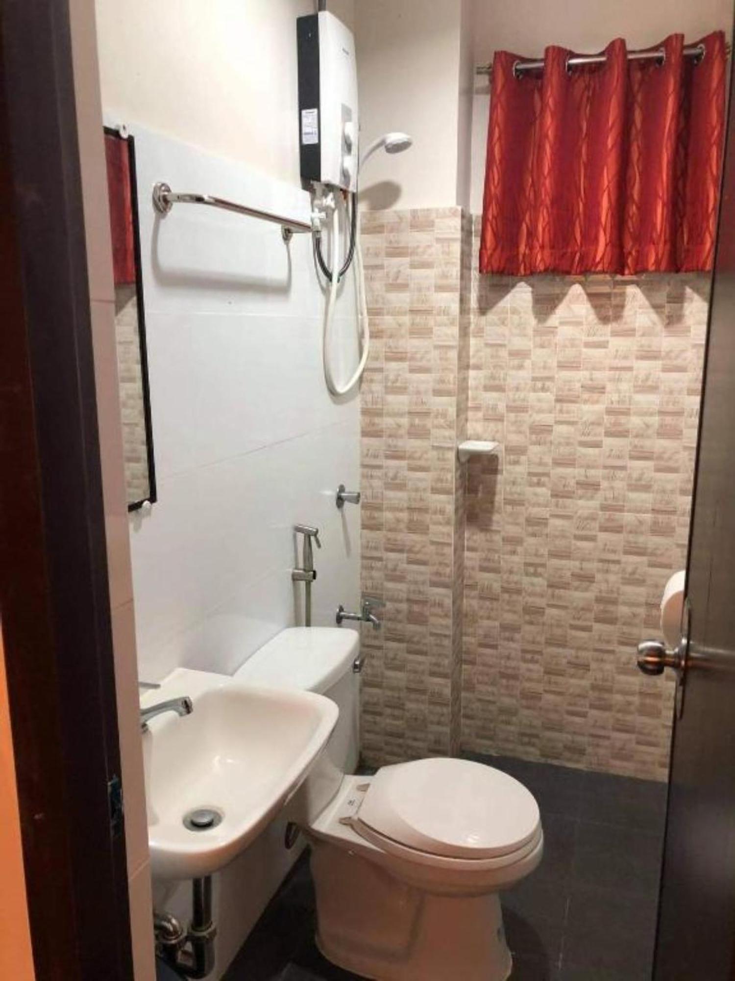 Reddoorz At Sta Cruz Naga City Eksteriør bilde
